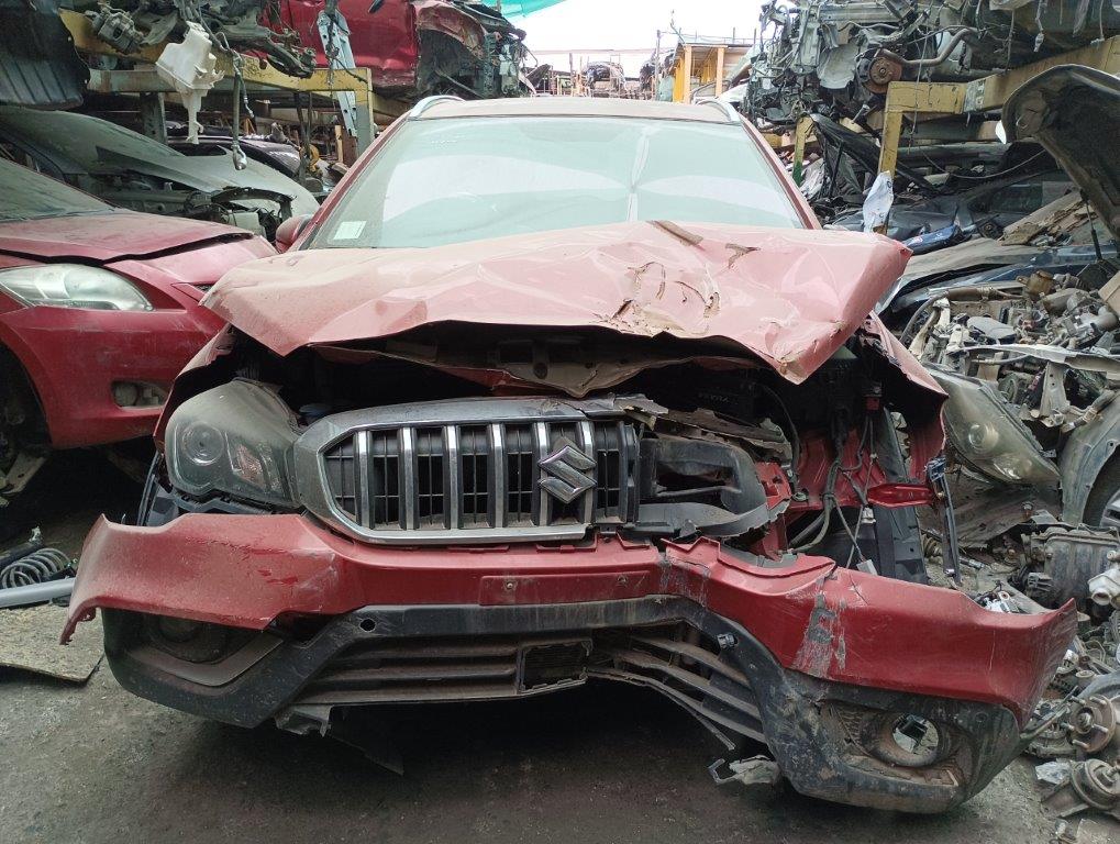 BOMBA ELEVADORA Suzuki S CROSS 2017 USADO